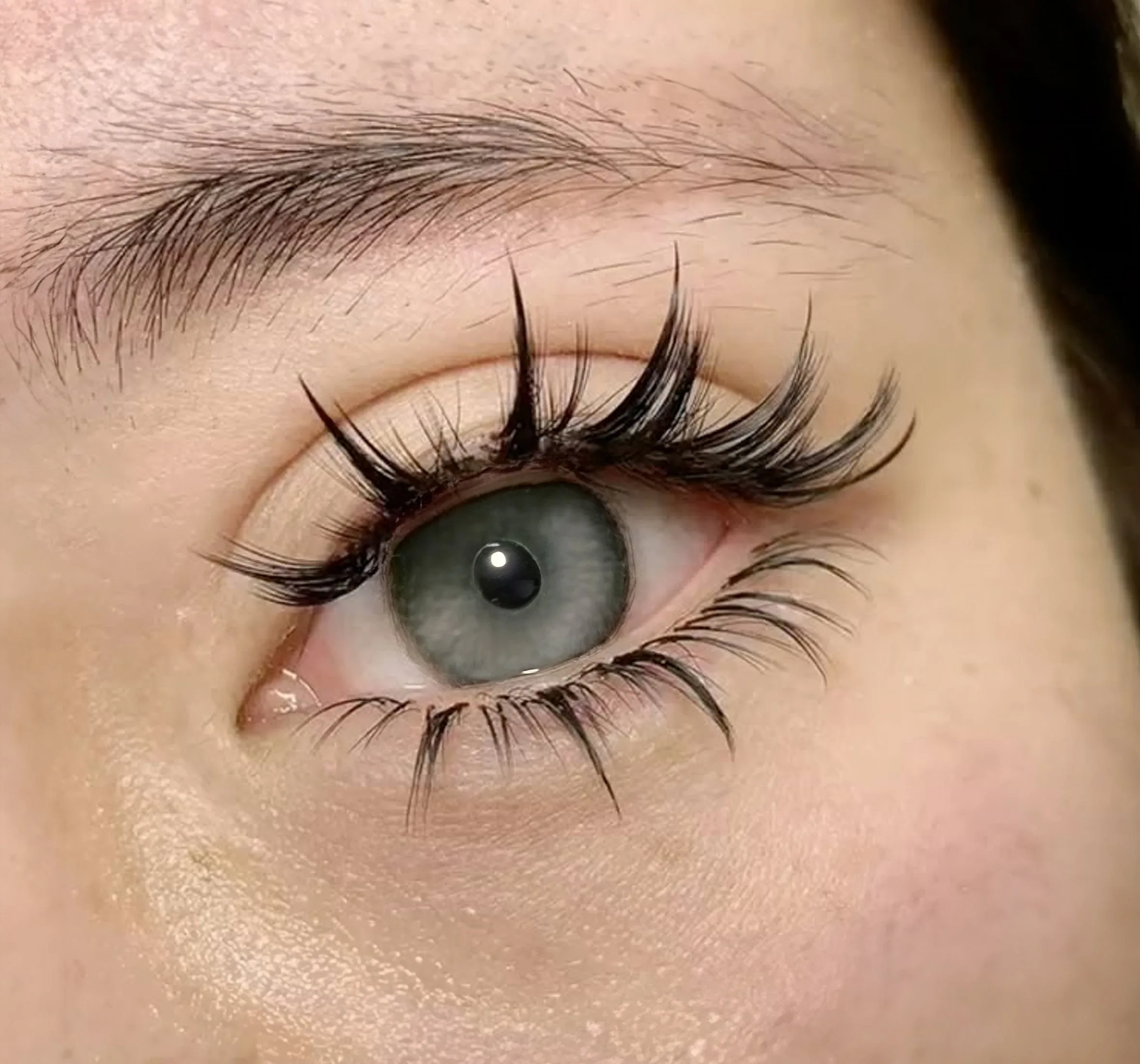 Wide-Set Eyes eye shape reference photo